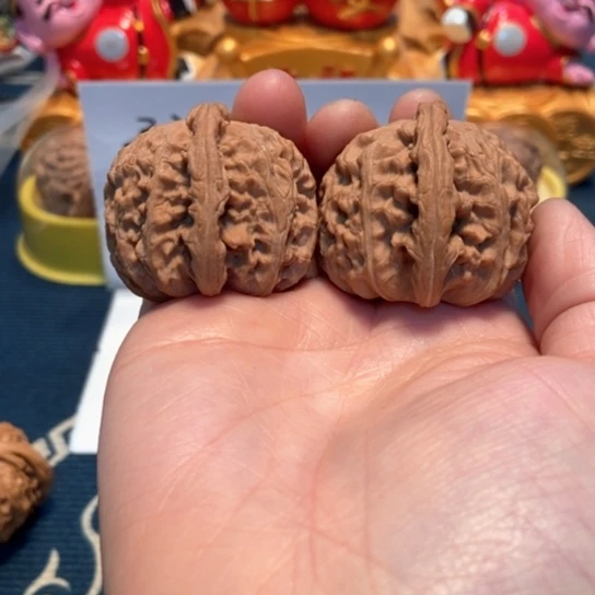 文玩核桃吊坠39三角白全品敬佩1039