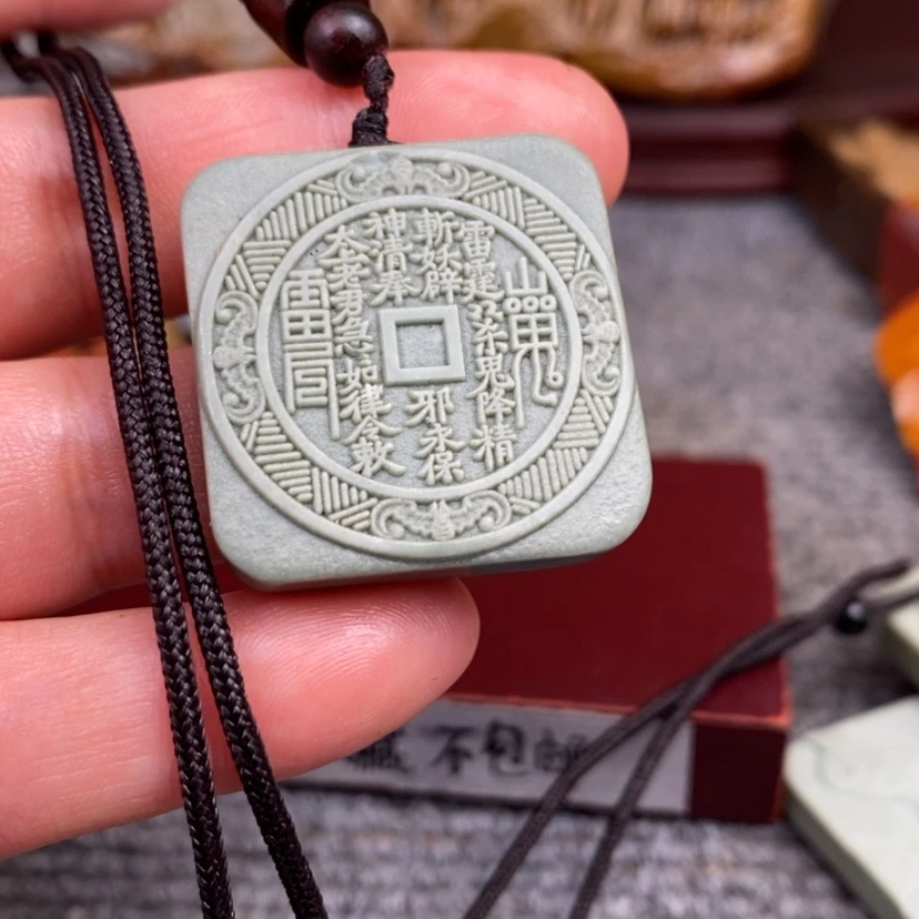 【闪购商品】原石雕刻手把件