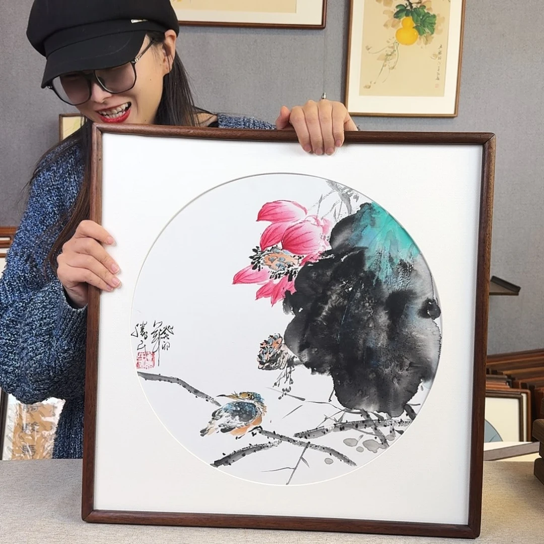 国画手绘带框尺寸： 53*53