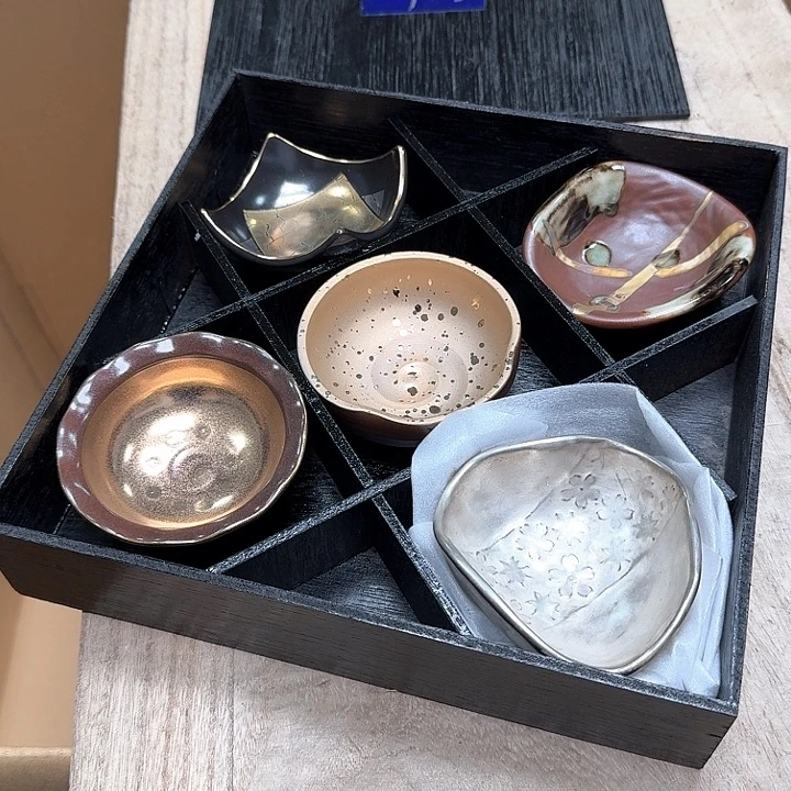 瓷片噗哈哈哈哈哈哈哈哈哈