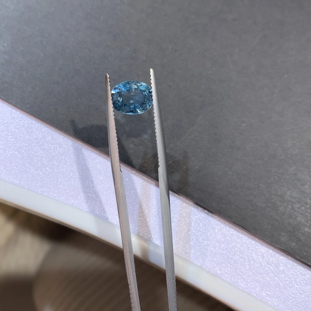 海蓝宝石裸石2.03克拉