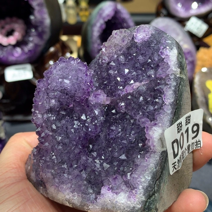 石材晶体大型摆件