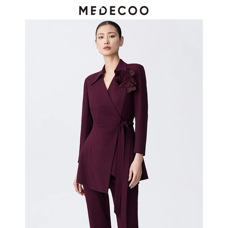 MEDECOO/墨蒂珂新款女装V领不规则一粒扣西装外套MJC31119