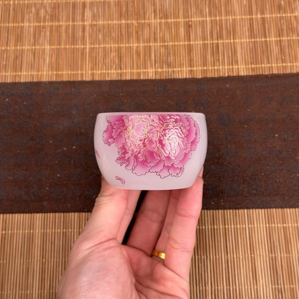 琉璃粉牡丹花主人杯A170