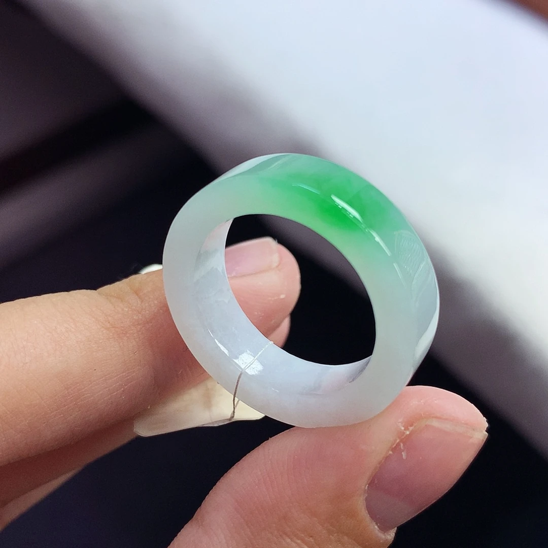 翡翠未镶嵌戒指19.20号