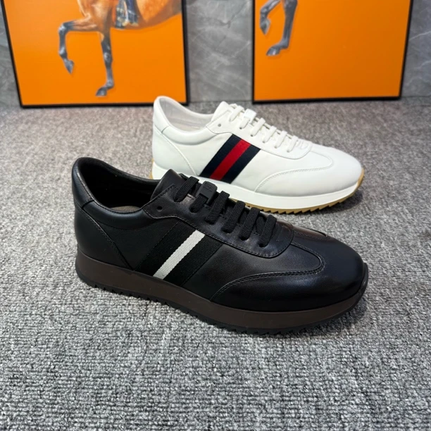 广州男士真皮弹力带一脚蹬舒适百搭休闲男鞋 3023