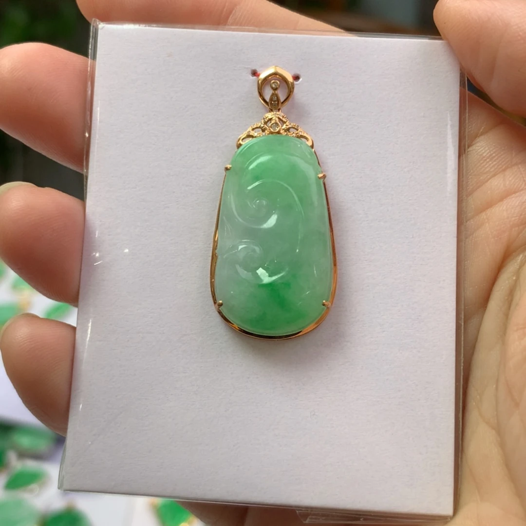 【闪购商品】翡翠颈饰18K金镶嵌翡翠首饰