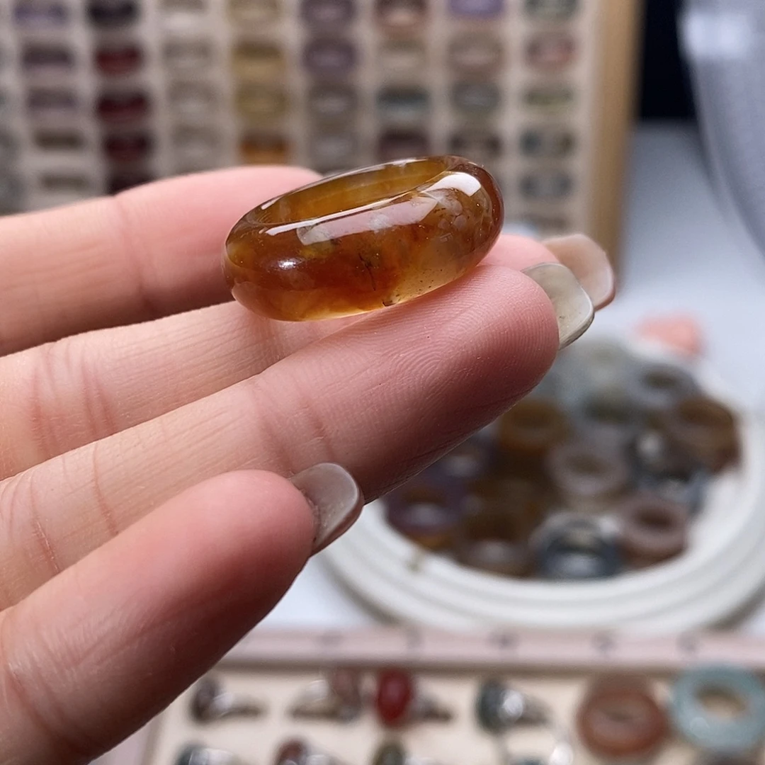 未镶嵌戒指玛瑙/玉髓A 41不退换港18