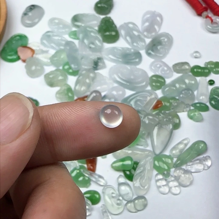 定制翡翠未镶嵌叶****8翡翠