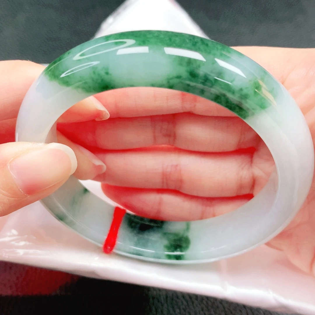 翡翠未镶嵌手镯61圈