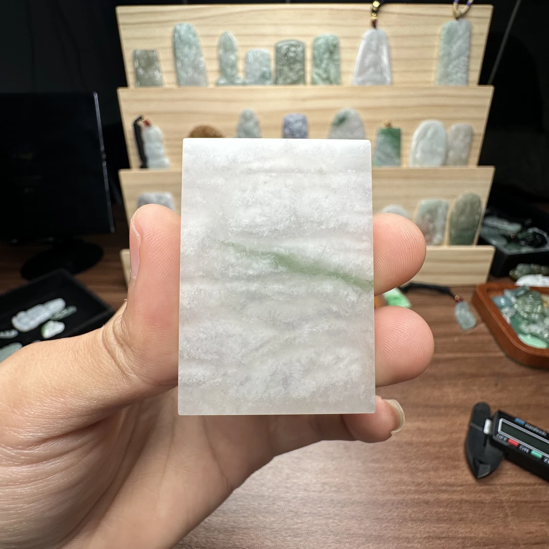 天然缅甸翡翠A货雪花棉飘绿花无事牌 50X37.5X4