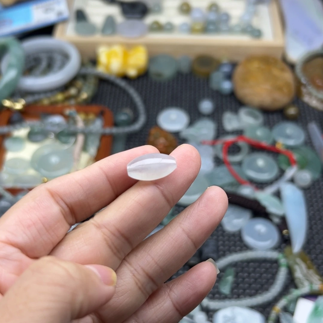 颈饰未镶嵌翡翠枣珠