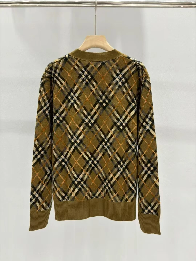 格纹 新款轻奢百搭休闲时尚宽松外穿韩版针织毛衣