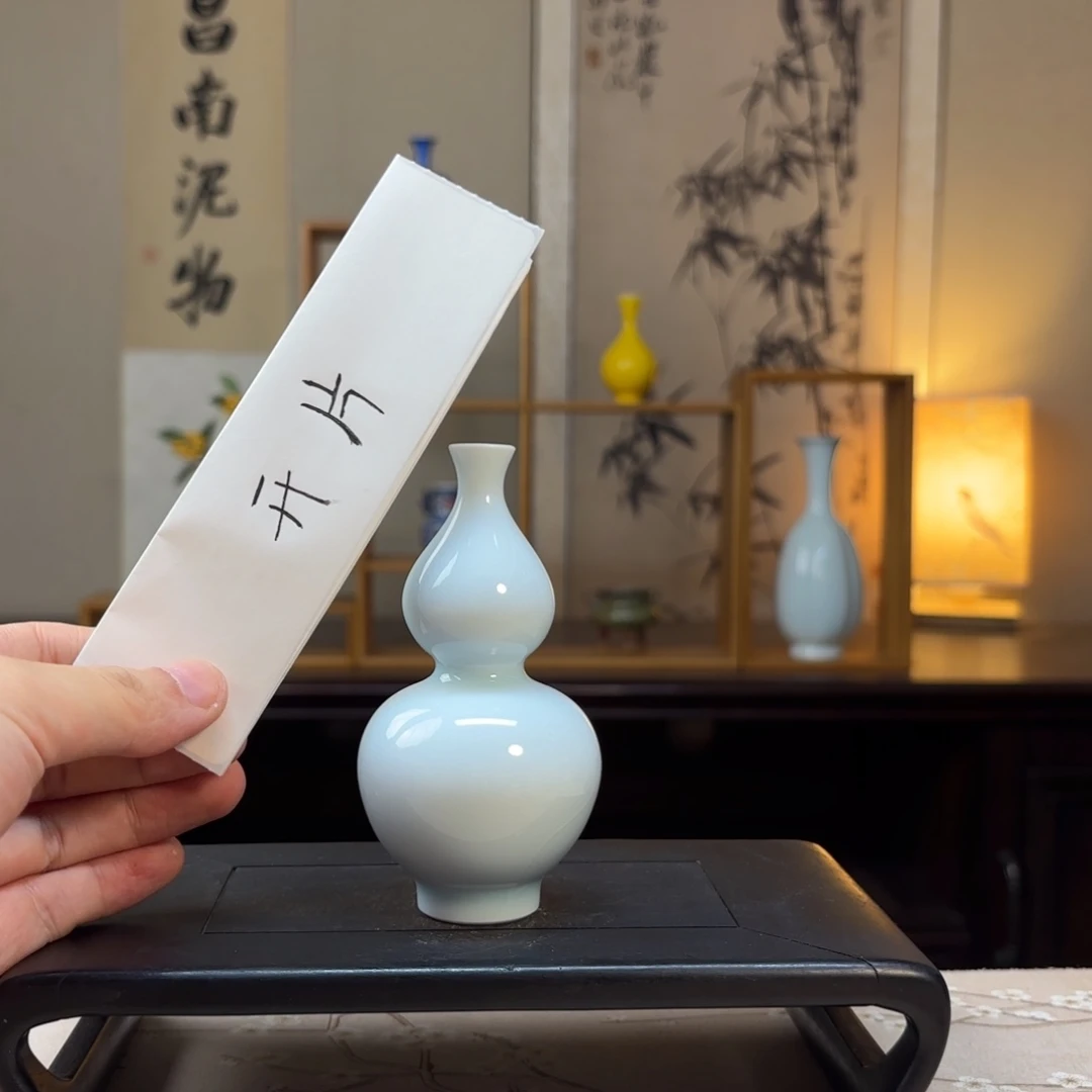 摆件美好的一天从一杯