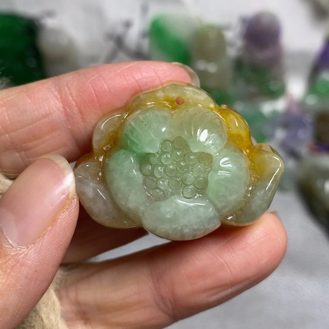 和田玉（糖玉）未镶嵌颈饰