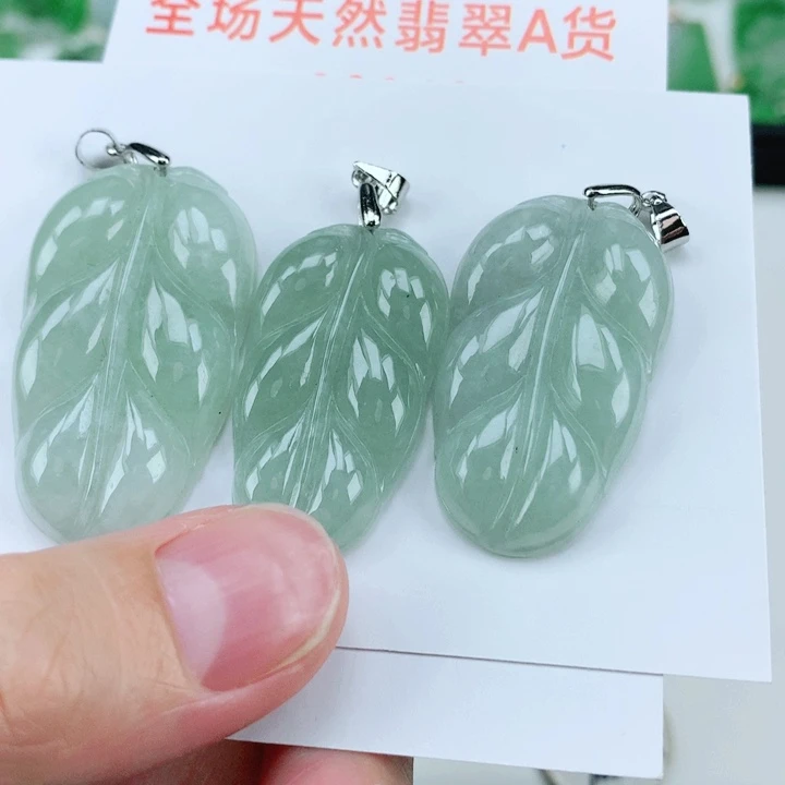 翡翠未镶嵌颈饰多样性发其1