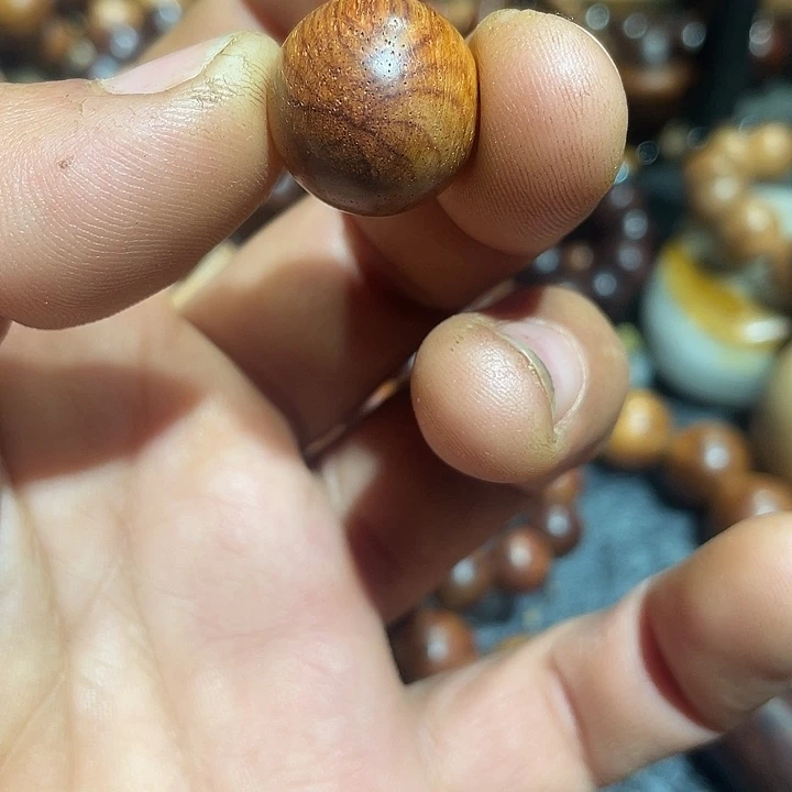 黄花梨/降香黄檀海黄老料双面蜘蛛纹佩珠1.8cm