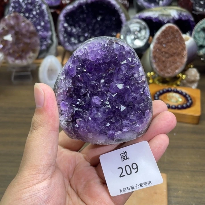 未镶嵌珠宝半成品水晶