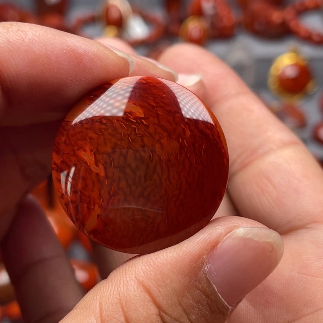 南红玛瑙未镶嵌珠宝奇石吊坠