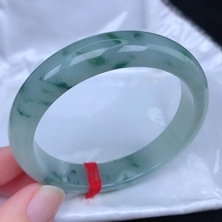 未镶嵌手镯翡翠天然