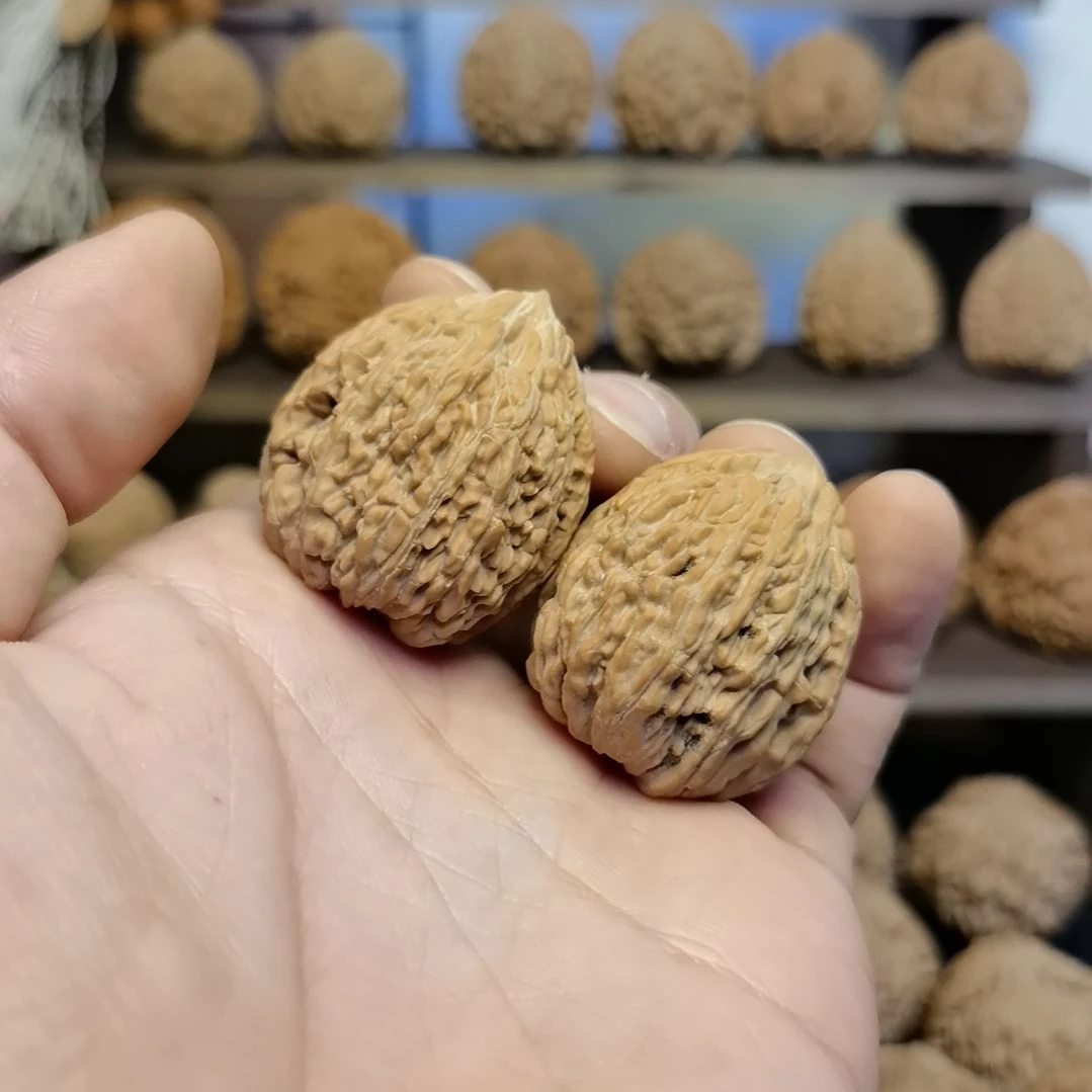 文玩核桃把件31全品塔尖