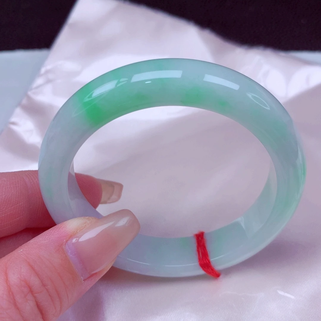 翡翠未镶嵌手镯手镯