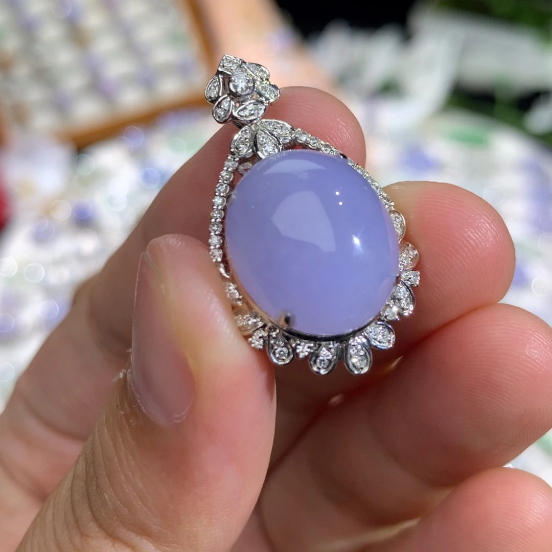 吊坠(不含链)18K金镶嵌翡翠紫罗兰蛋面