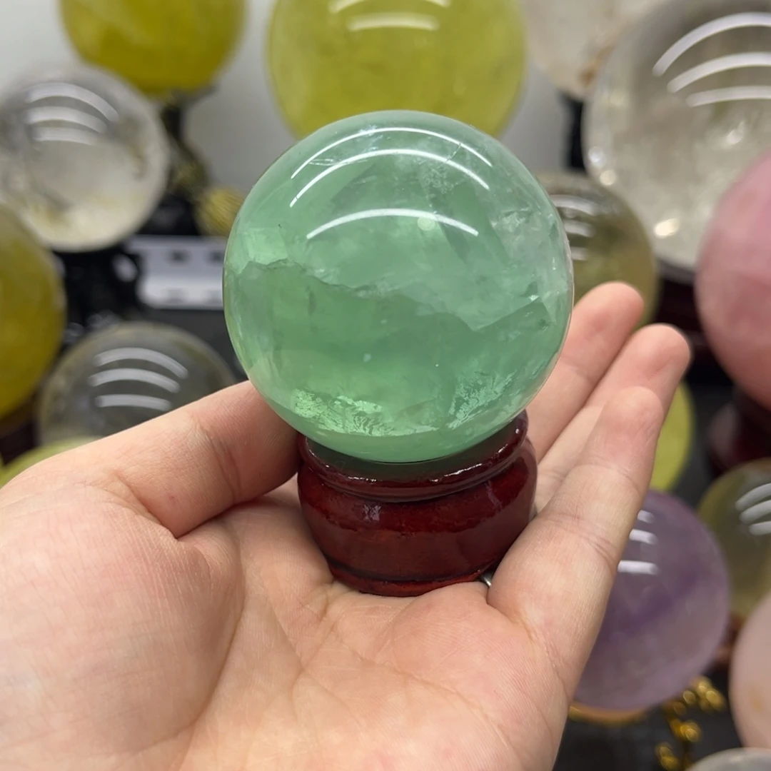 珠宝半成品水晶未镶嵌
