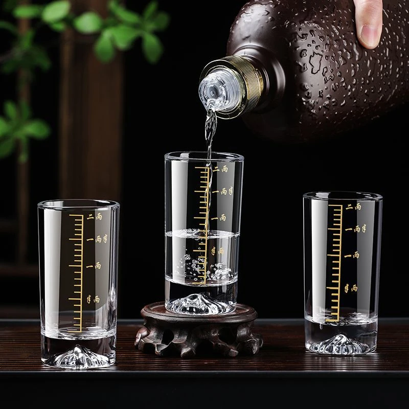 【酒桌必备】冰山底白酒杯家用中式玻璃杯二两描金刻度新款加厚