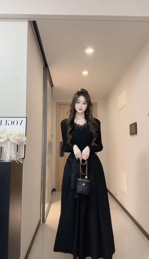 秋冬加绒款气质水溶蕾丝腰部缎面蝴蝶结连衣裙女新款