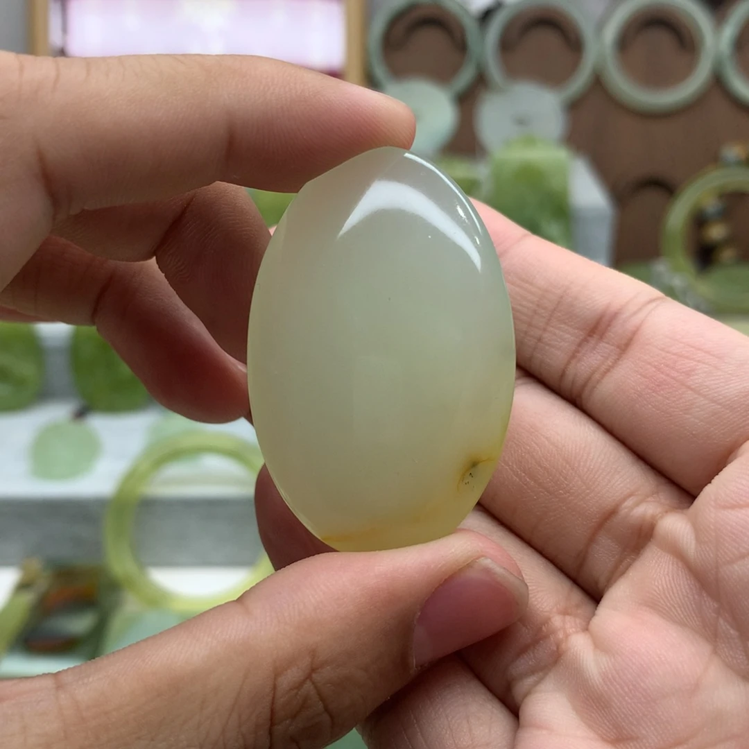 岫玉未镶嵌吊坠(不含链)