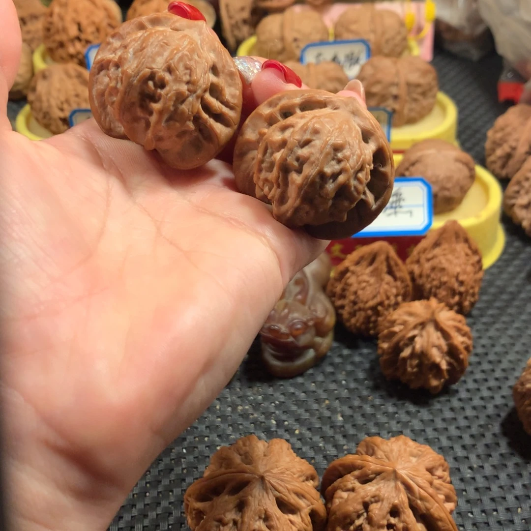 文玩核桃把件大耳朵图图