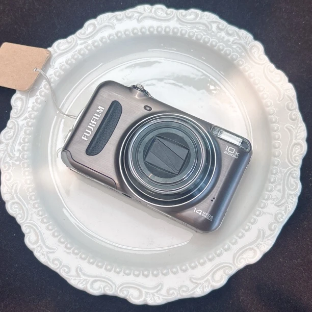 99新 Fujifilm/富士 富士T205爆火款CCD卡片机带美颜美肌小长焦