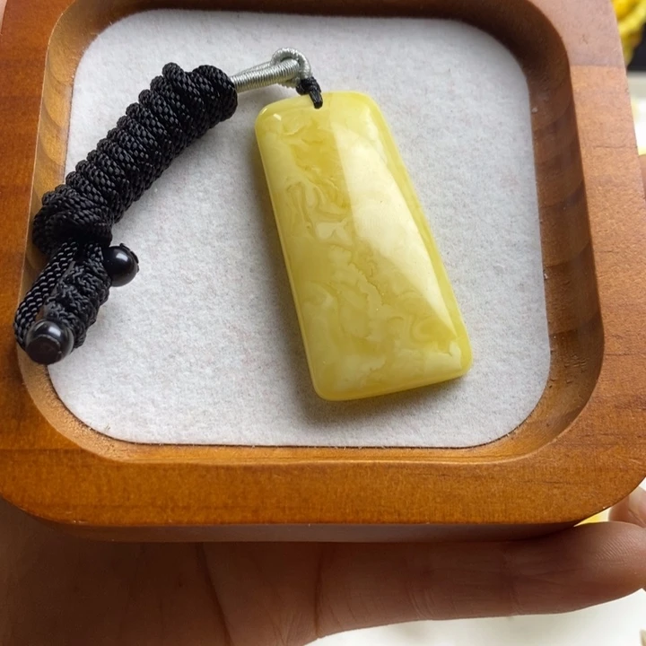 蜜蜡裸石未镶嵌海*微瑕