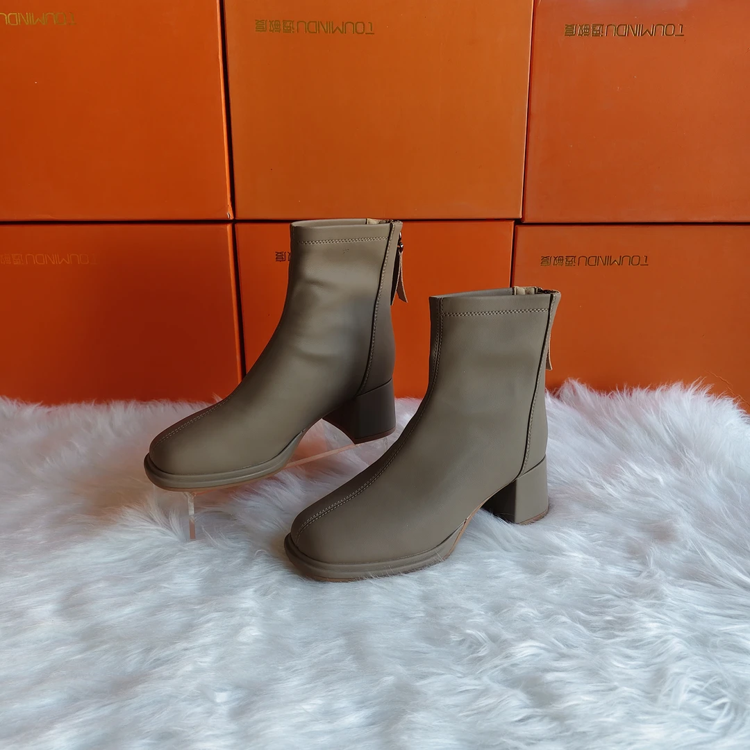 18-357秋冬时尚百搭粗跟方头单里短靴F