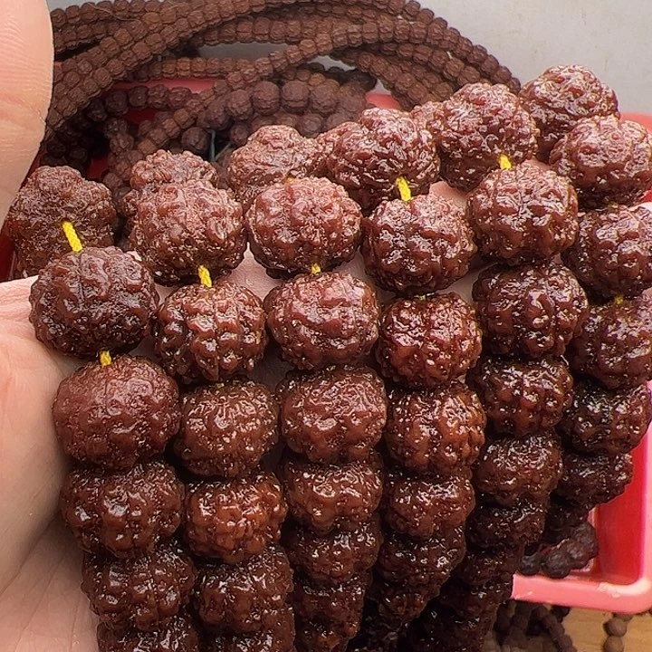 金刚菩提手串红方印梅花18左右30颗