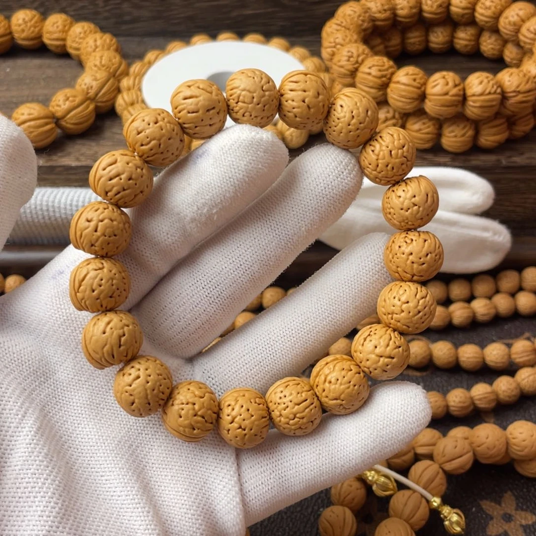 吊坠桃核精品金丹