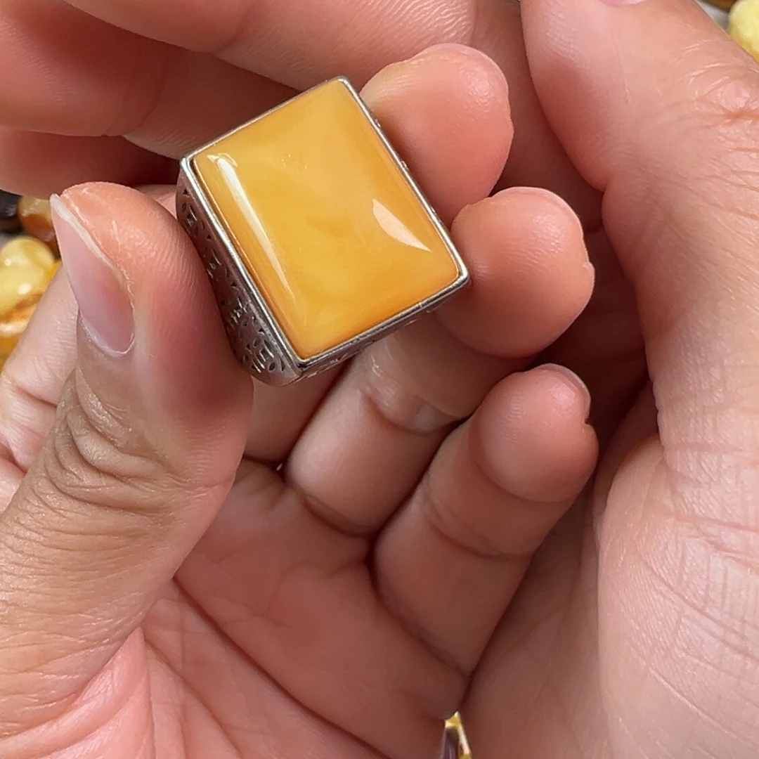 蜜蜡未镶嵌裸石蜜蜡