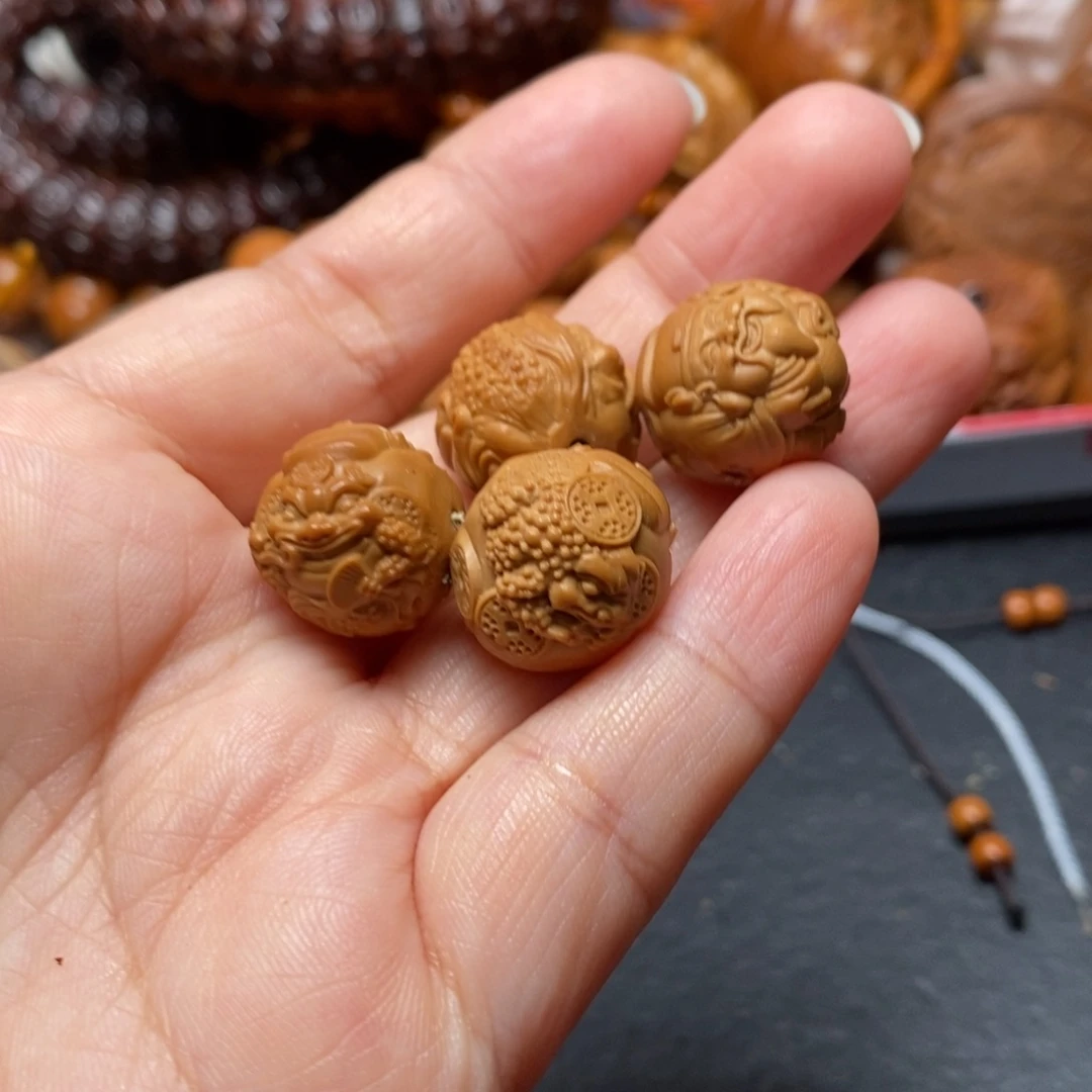 吊坠猴头核桃猴头