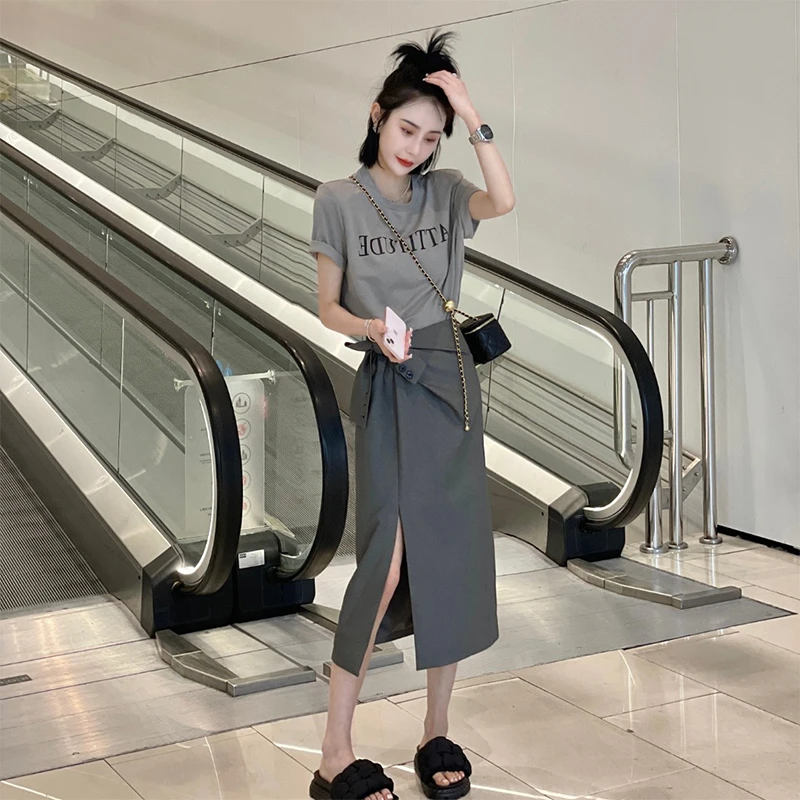 2025夏季新款高级感气质女神范灰色短袖T恤显瘦开叉半身裙两件套