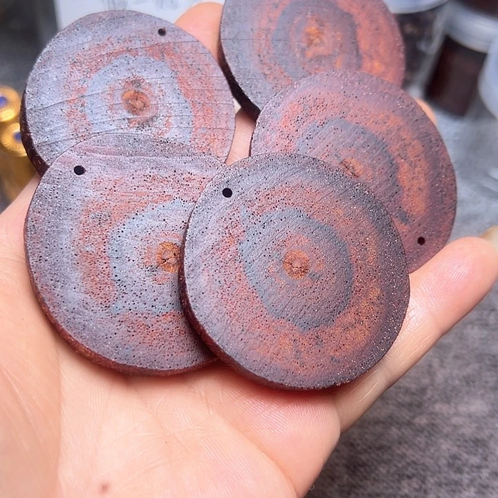 藤类降真香随形5.0左右绿油精品高货发其一j93