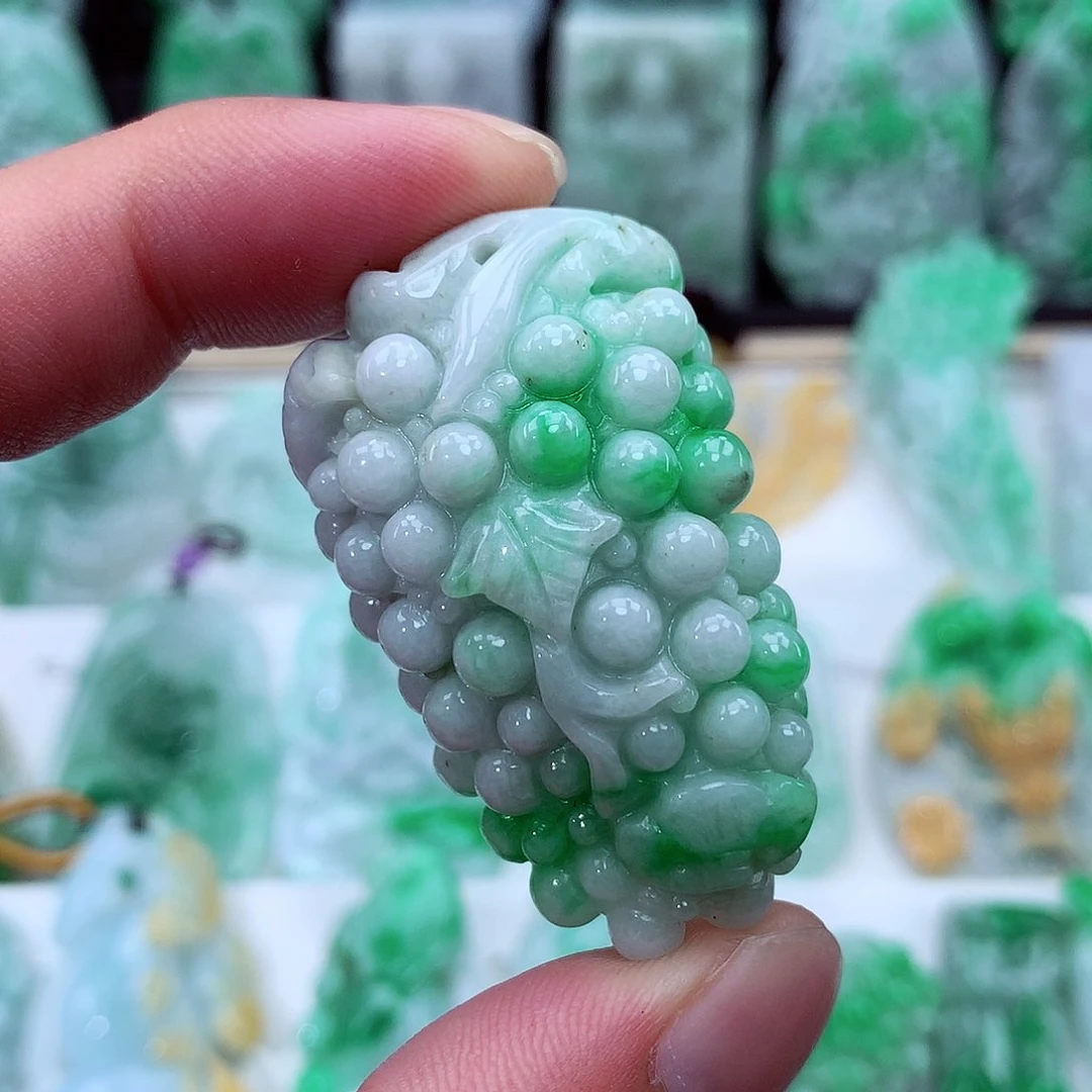 翡翠未镶嵌颈饰翡翠吊坠