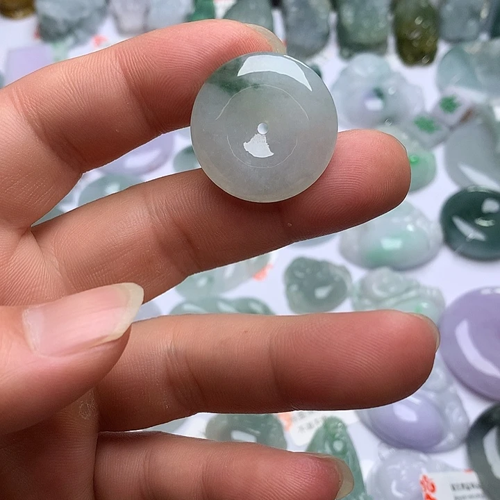 翡翠未镶嵌颈饰天然翡翠