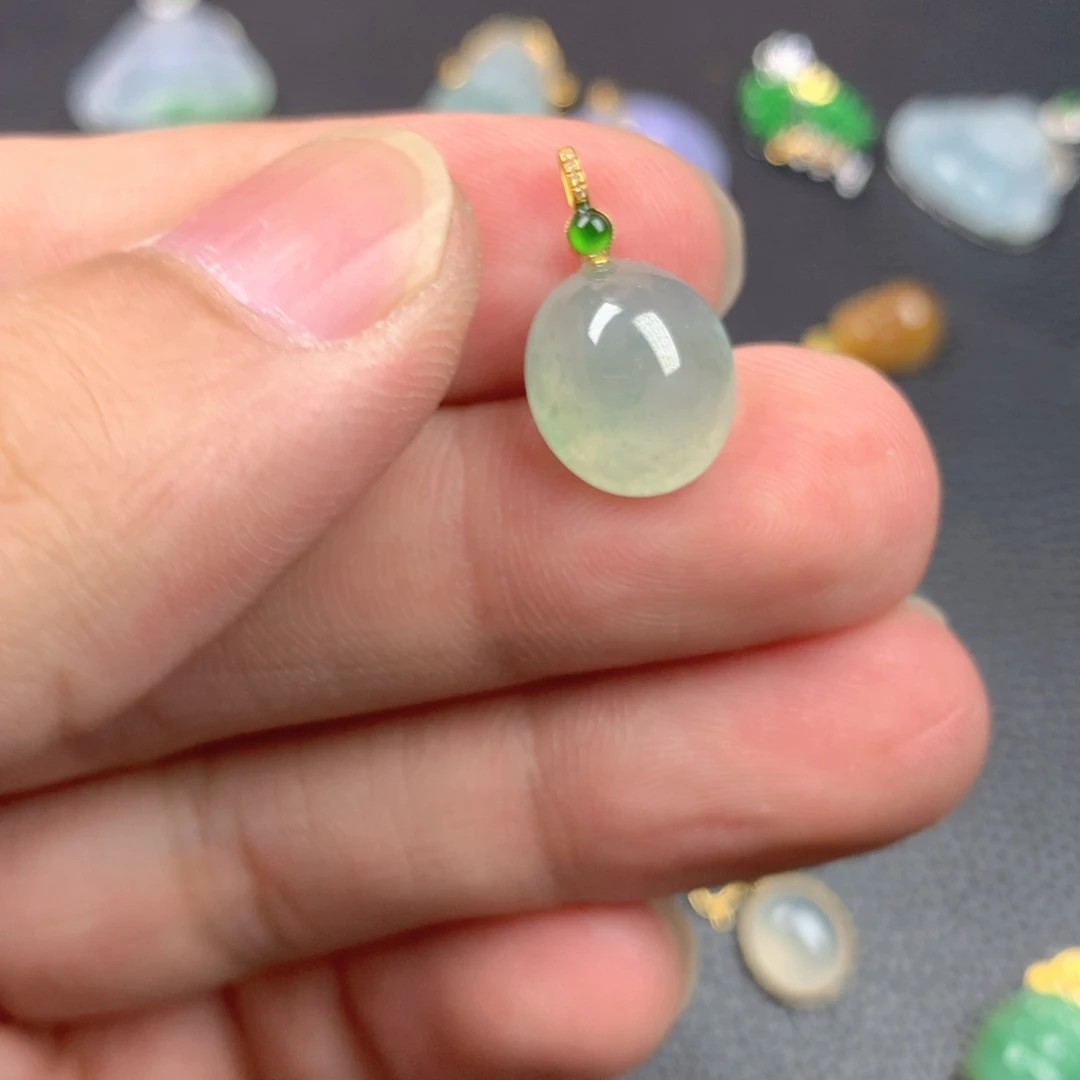 【闪购商品】翡翠18K金镶嵌颈饰翡翠