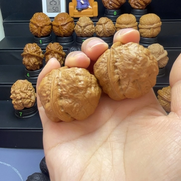 吊坠文玩核桃帝王蟾