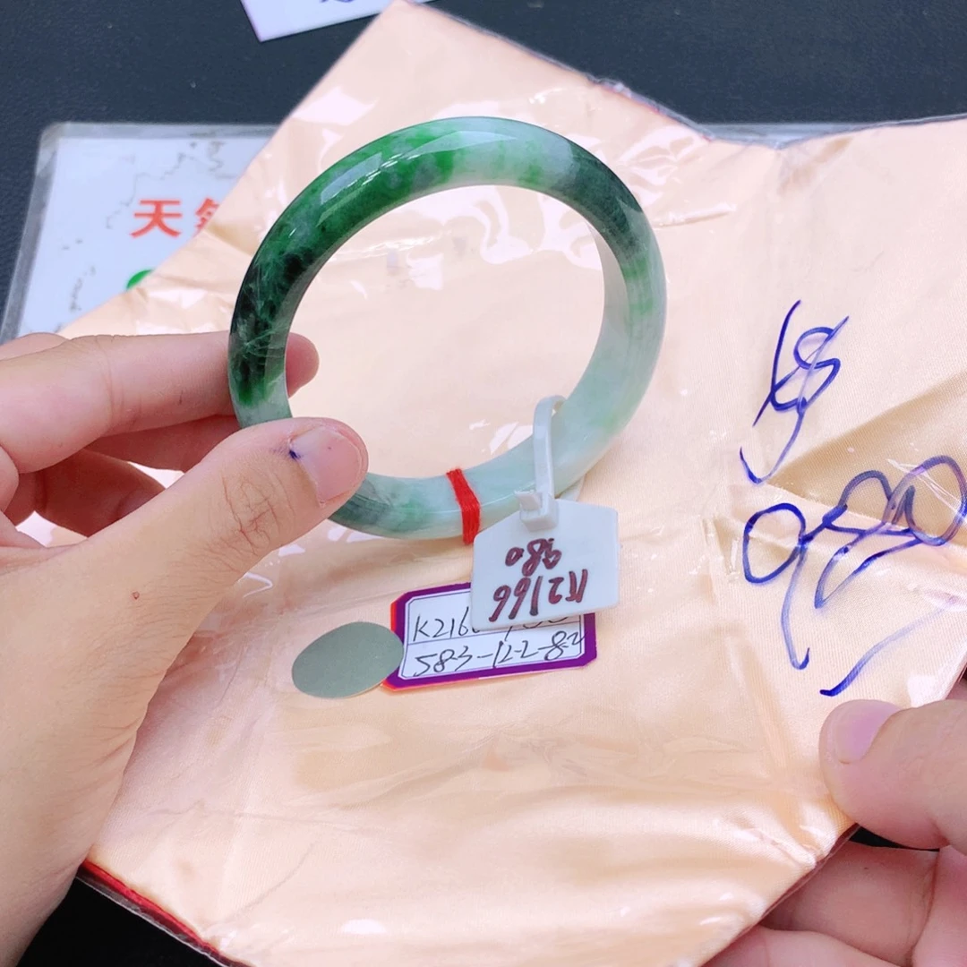 未镶嵌手镯翡翠翡翠