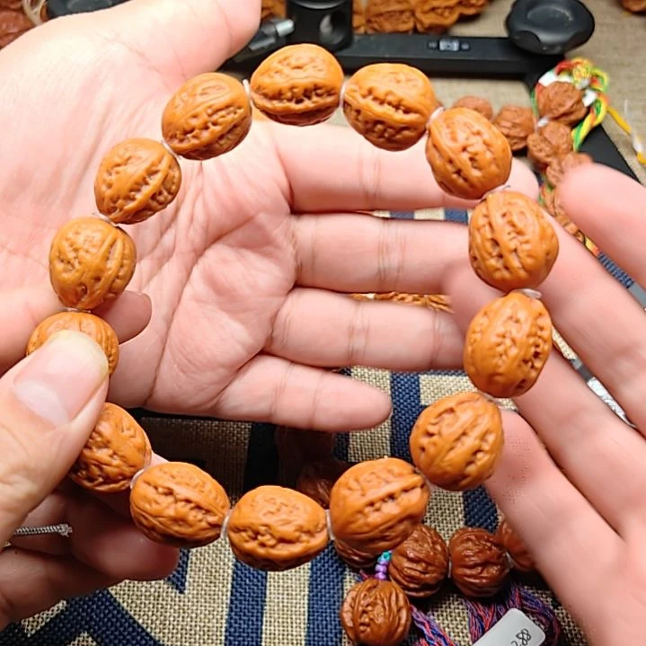 苏***土手串文玩核桃小枣手串18