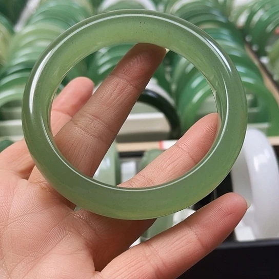 东陵石颈饰未镶嵌尚****