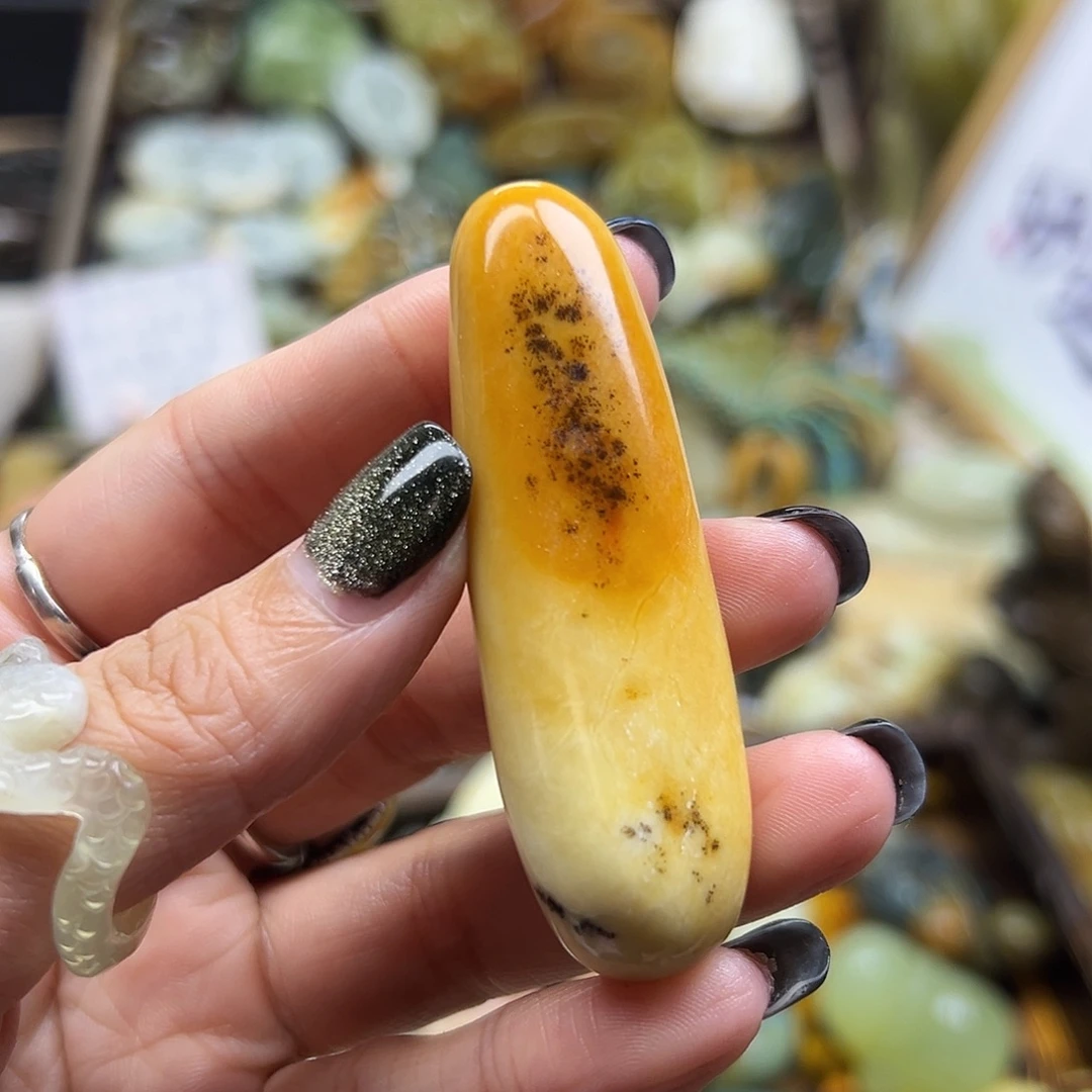 未镶嵌岫玉颈饰辽阳花玉手玩