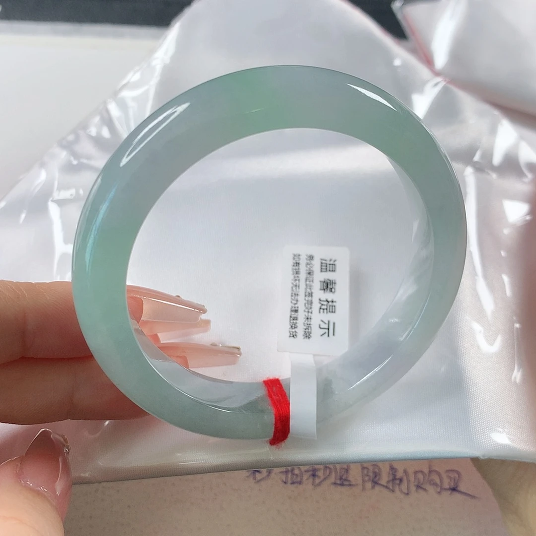 未镶嵌手镯翡翠M****韩